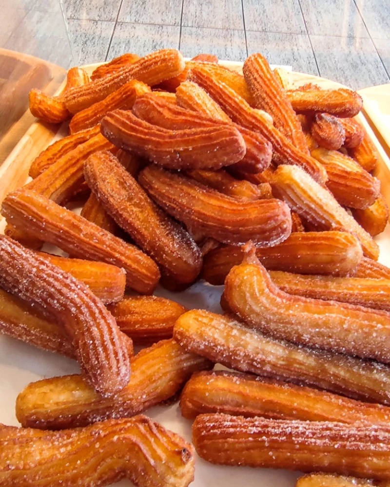 Ispaniškos spurgytės CHURROS