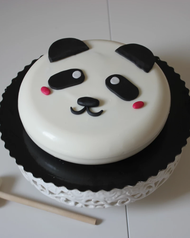 Daužomas tortas PANDA